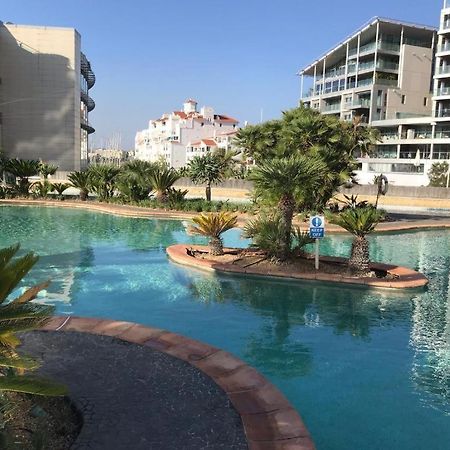 Three Bedroom Flat At Ocean Village Gibraltar Extérieur photo