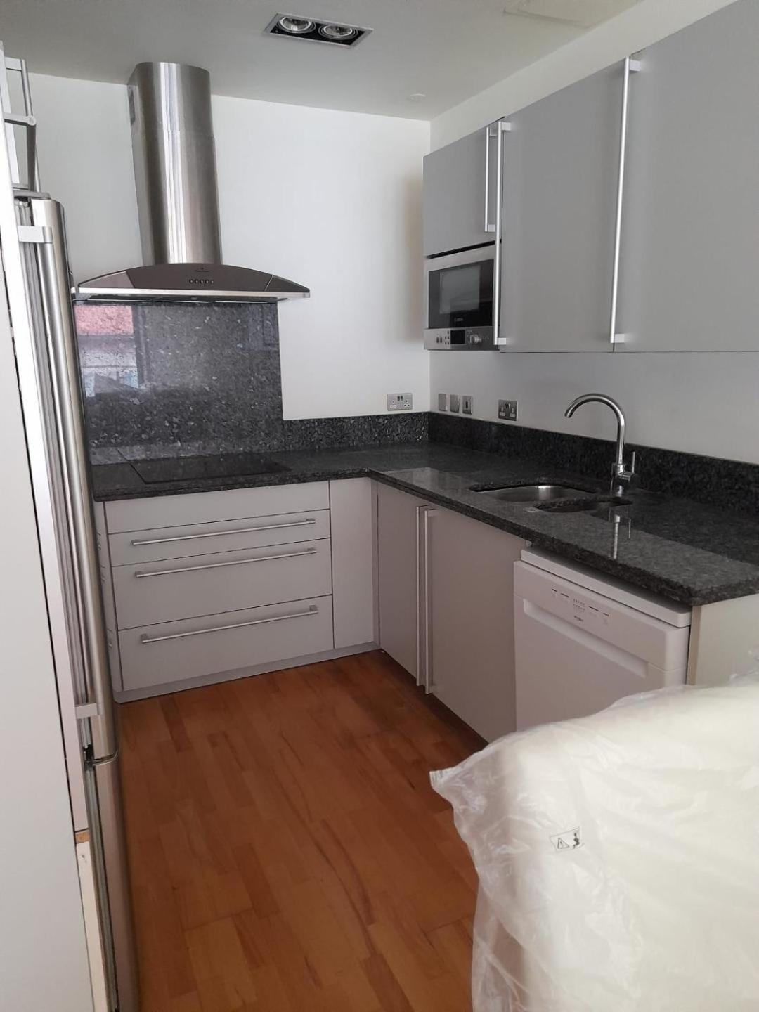 Three Bedroom Flat At Ocean Village Gibraltar Extérieur photo